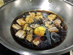 养生食补排骨焖四季豆的做法