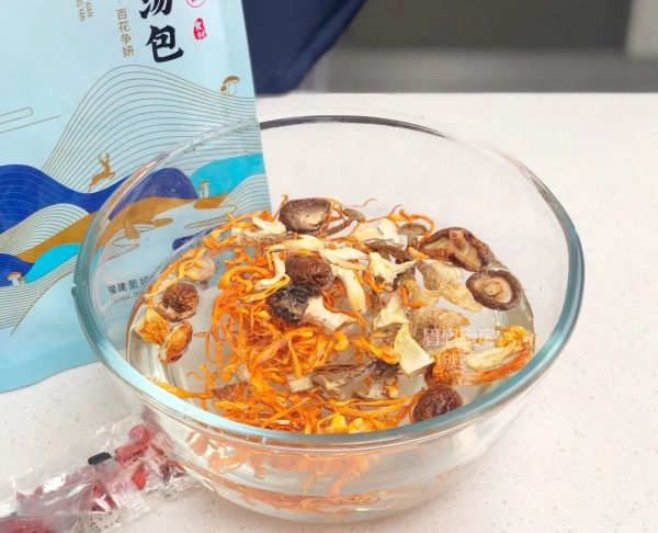 菌菇排骨养生汤