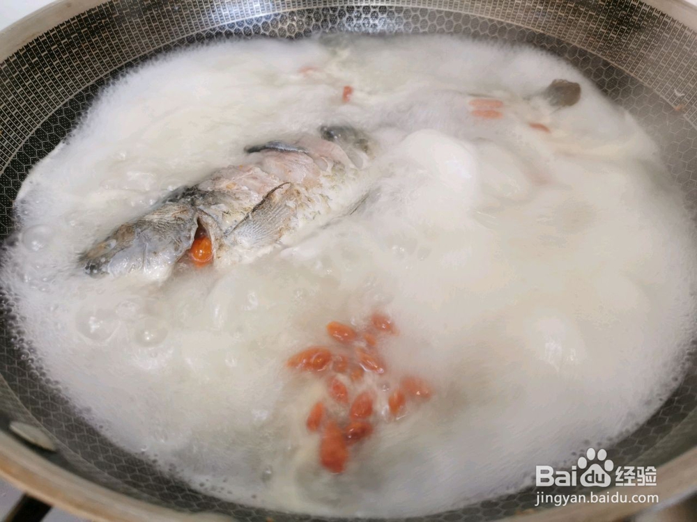 鲫鱼豆腐汤的做法