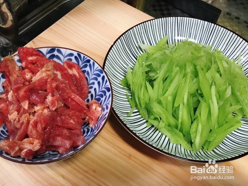 莴笋炒牛肉的做法