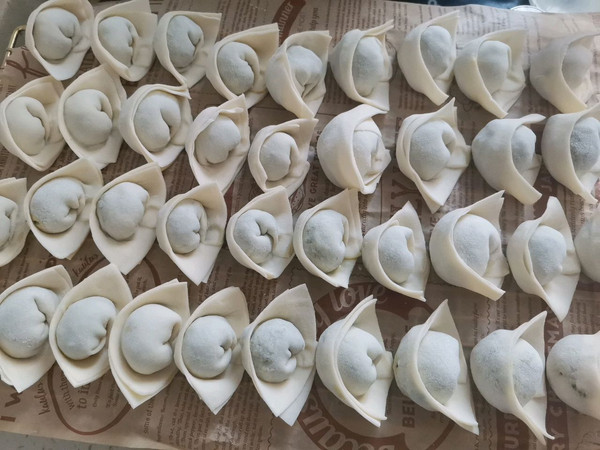 酸汤荠菜鲜肉馄饨