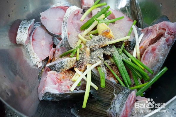 香辣草鱼豆腐煲