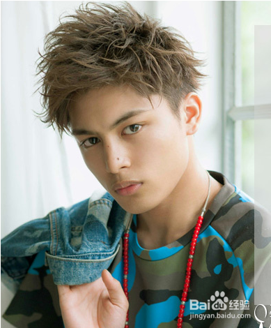 男神与你之间，只差这8款潮流发型！