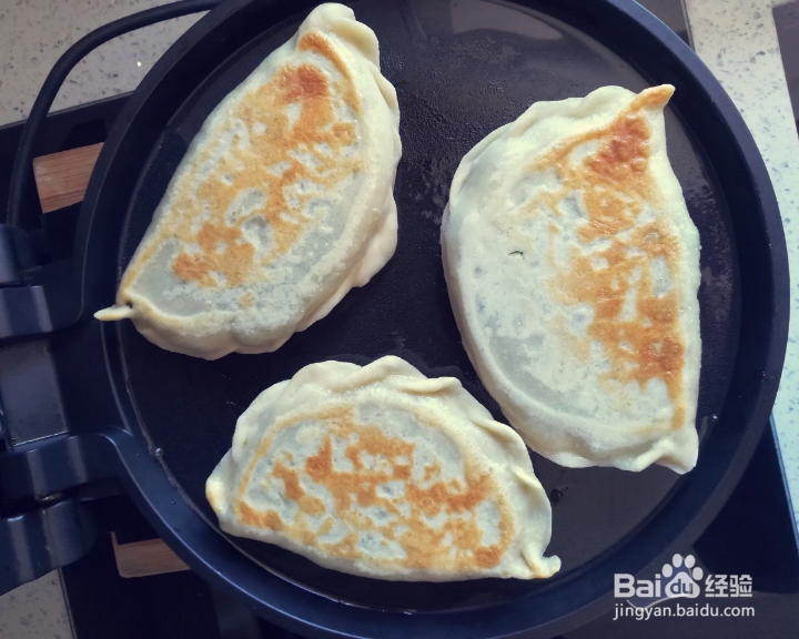 香气浓郁的韭菜盒子