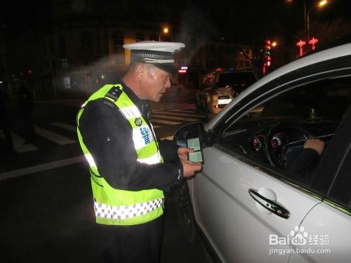 有哪些必备的驾驶证知识？