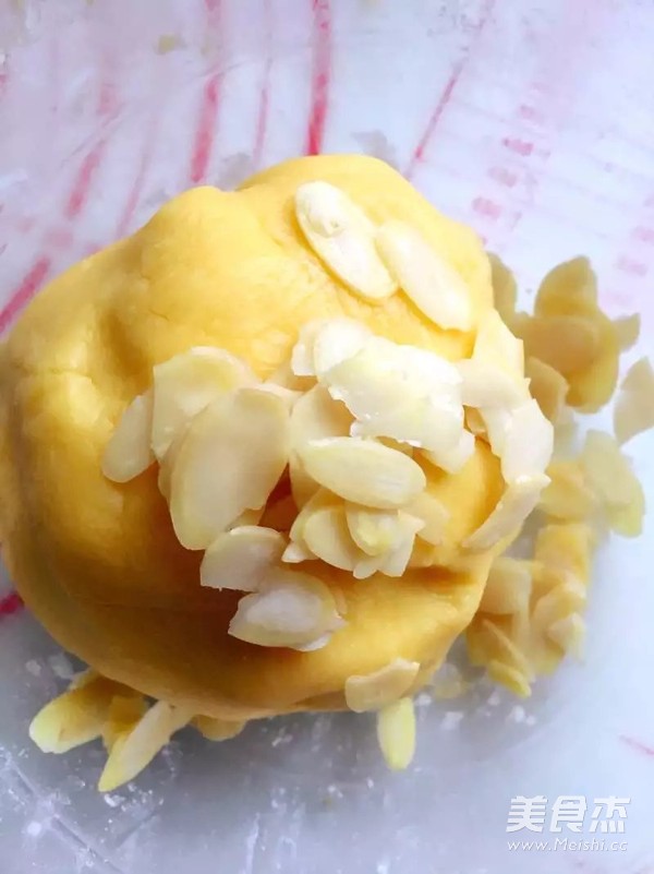 杏仁饼干的做法