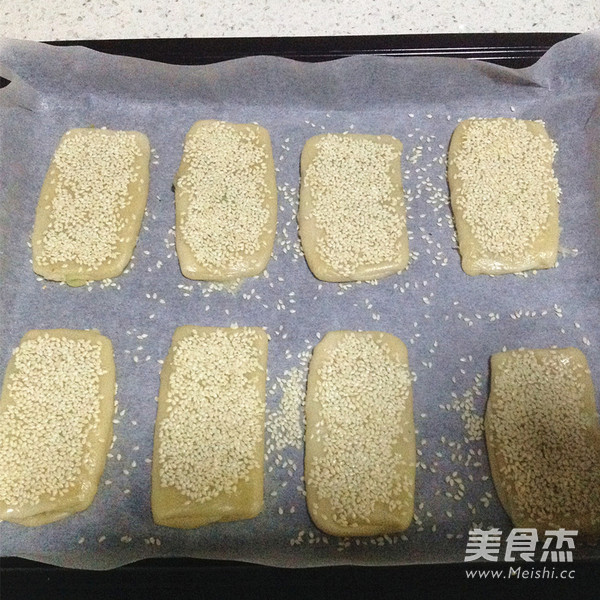 酥掉渣的芝麻小烧饼