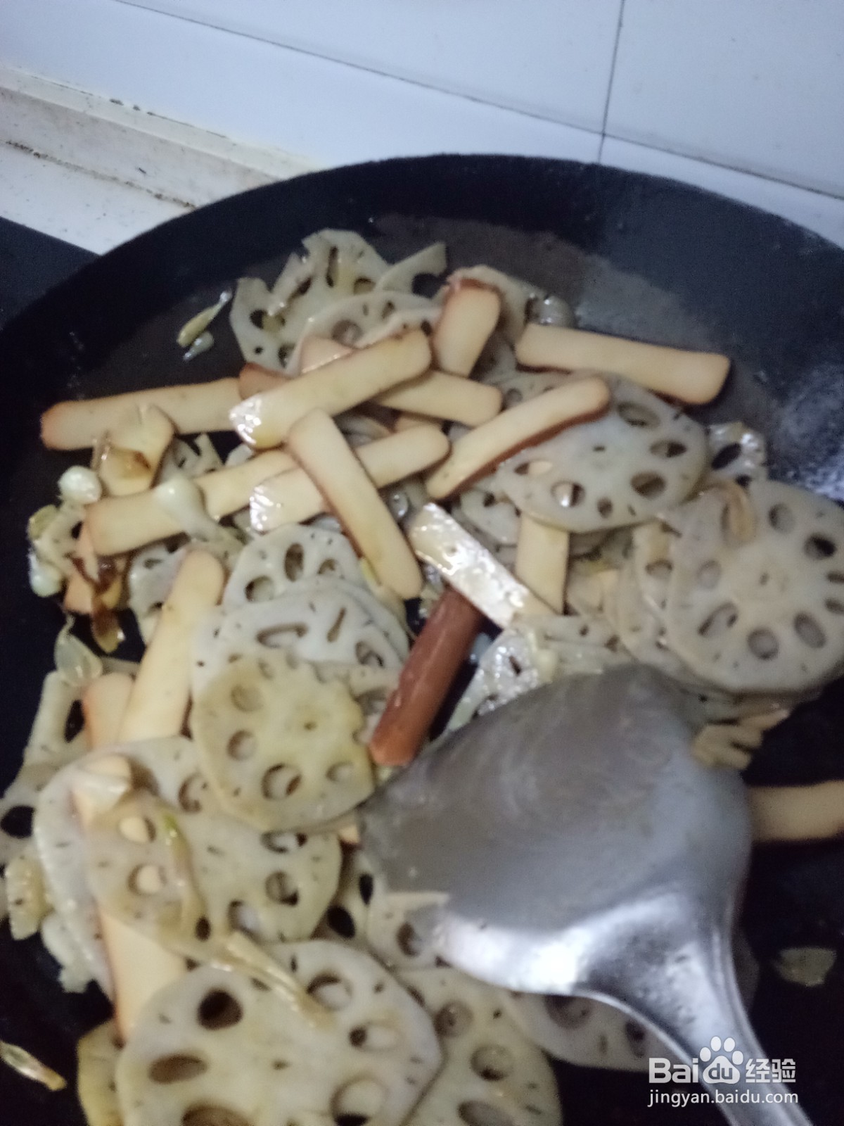 莲藕炒鸡蛋干