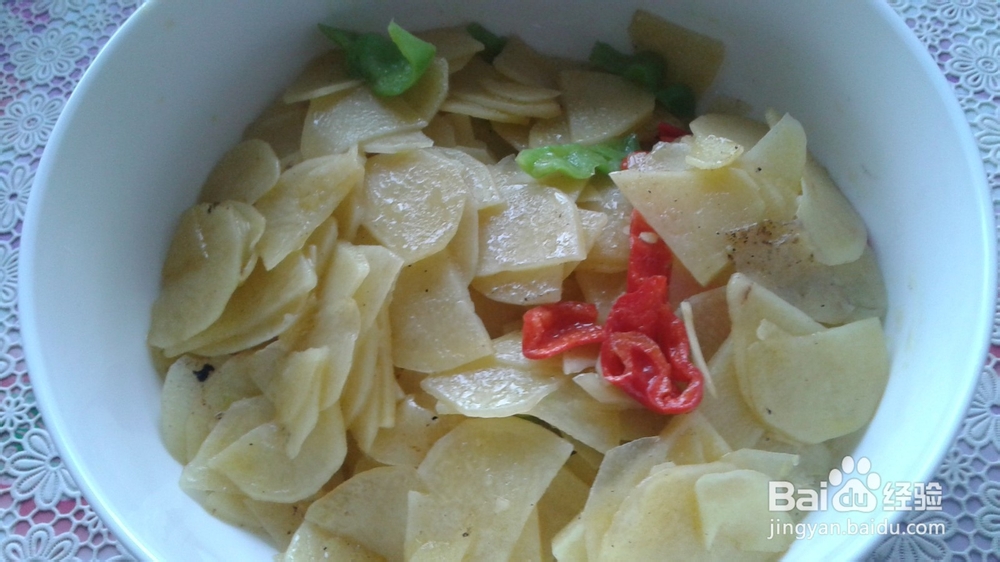 辣椒炒土豆片的做法