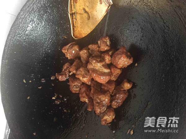 红烧排骨面的做法