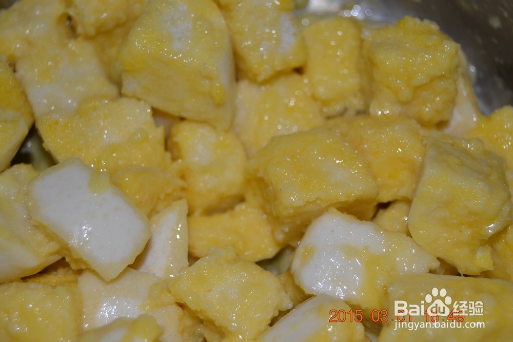 简单处理剩馒头-黄金鸡蛋馒头块