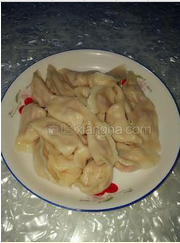 饺情深告诉你西红柿水饺怎么做!