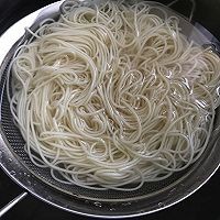 如何制作姜葱捞面