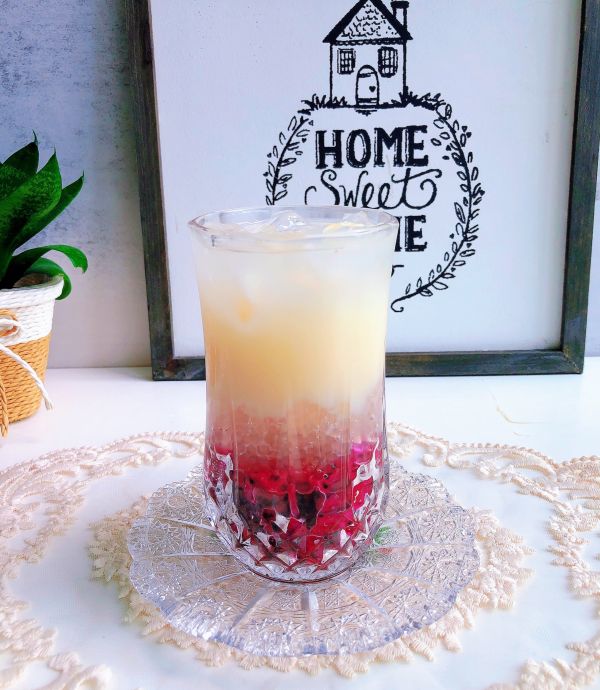 火龙果西米气泡饮