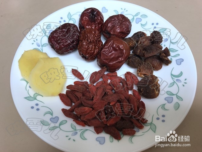 花旗参乌鸡汤