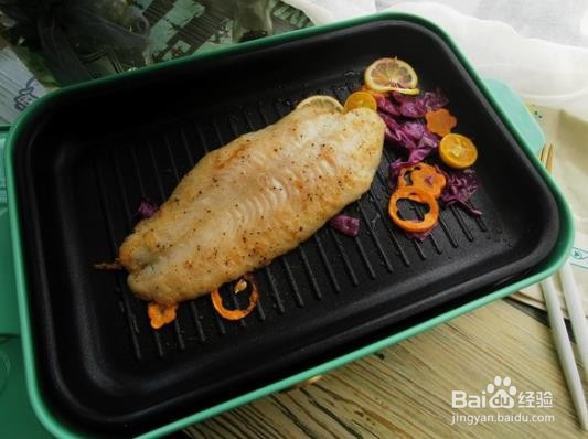 香煎巴沙鱼这样做很好吃