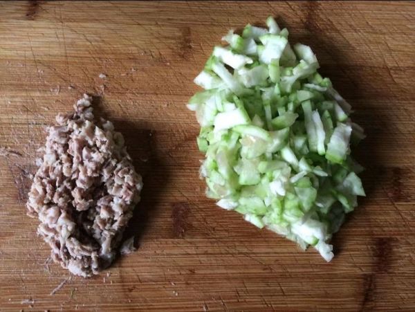 拆骨肉丝瓜甜饼