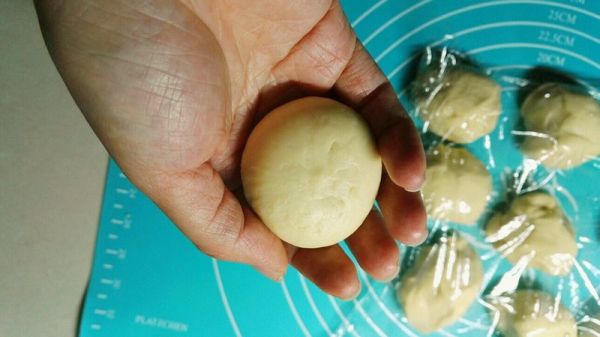 奶香脆底小面包