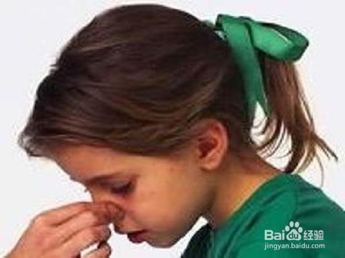 儿童鼻出血怎么处理？