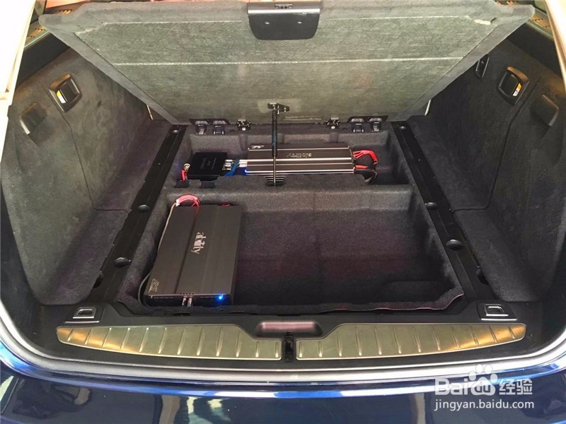 宝马旅行版530改装德国RS音响过程讲解（二）