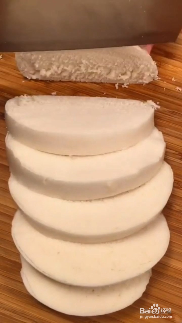 如何制作简单好吃的鸡蛋馒头面饼