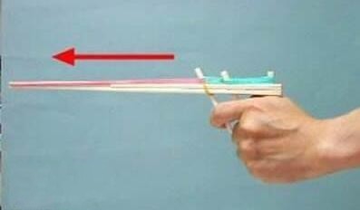 连发皮筋枪DIY 让孩子多一个玩具！