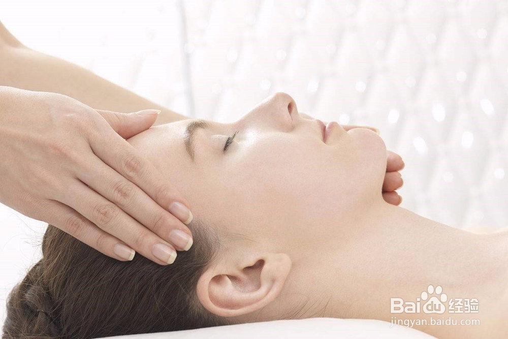 脱发的按摩方式