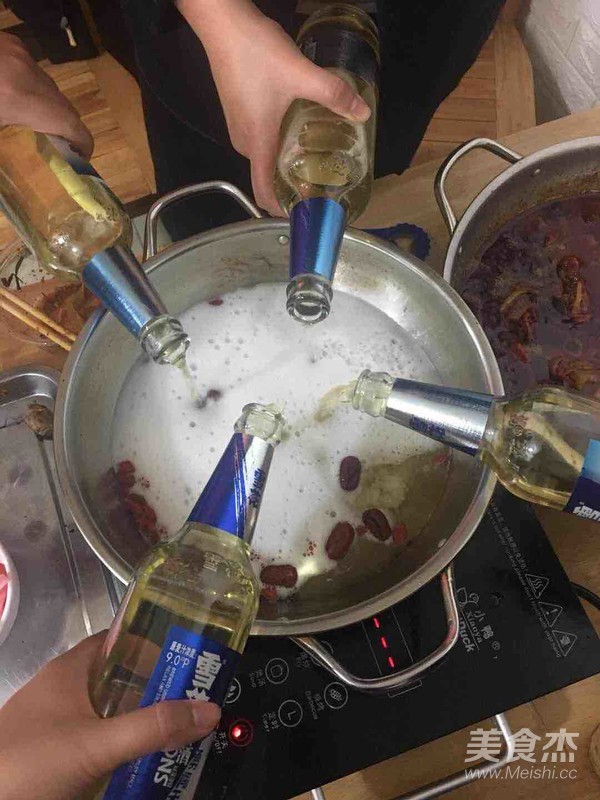 煮啤酒的家常做法