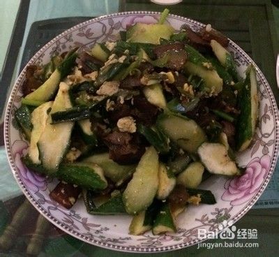 愚人家常菜之“黄瓜炒熏肉”