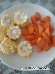 田园排骨汤的做法