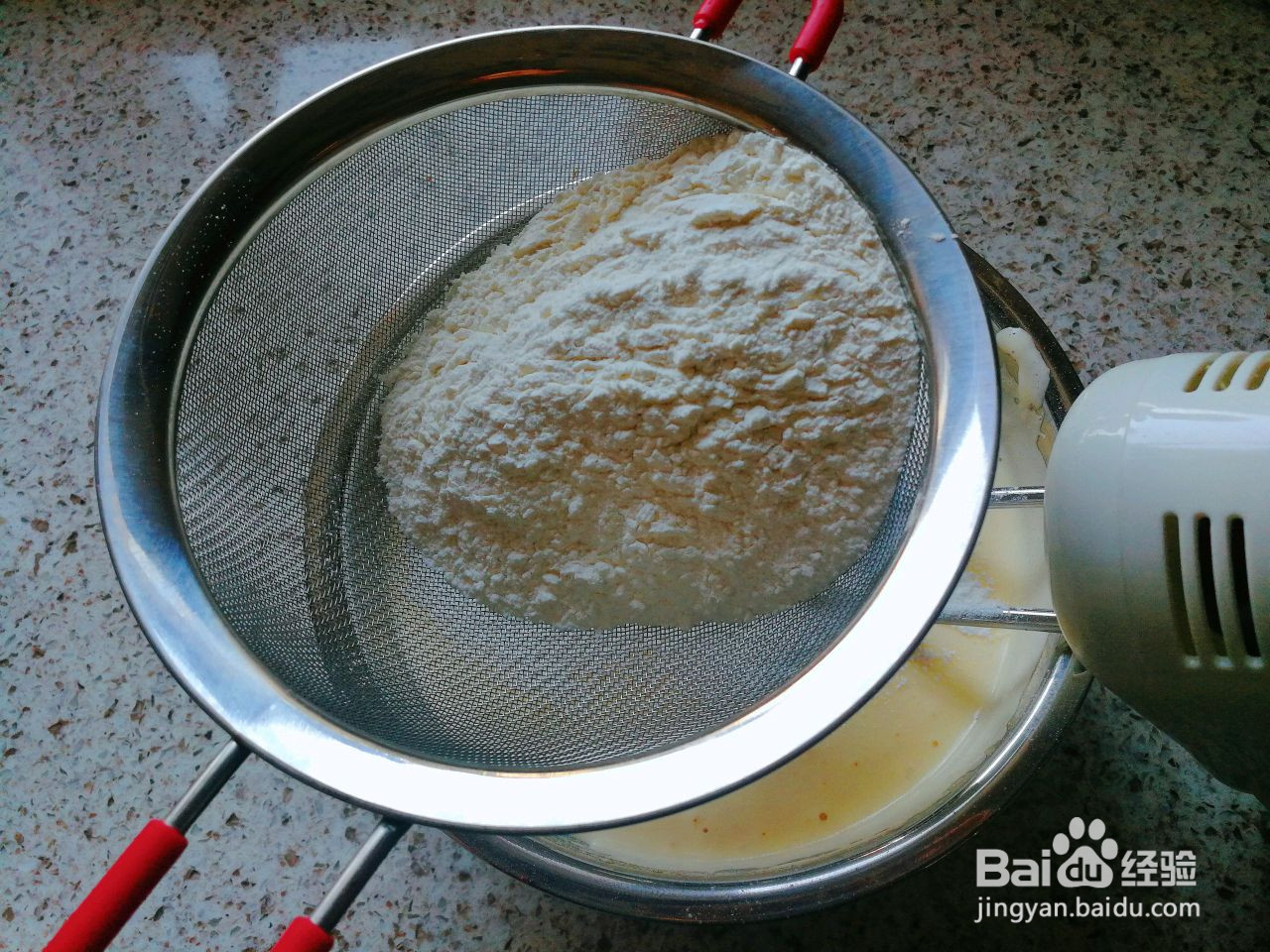 老式无水蛋糕的做法