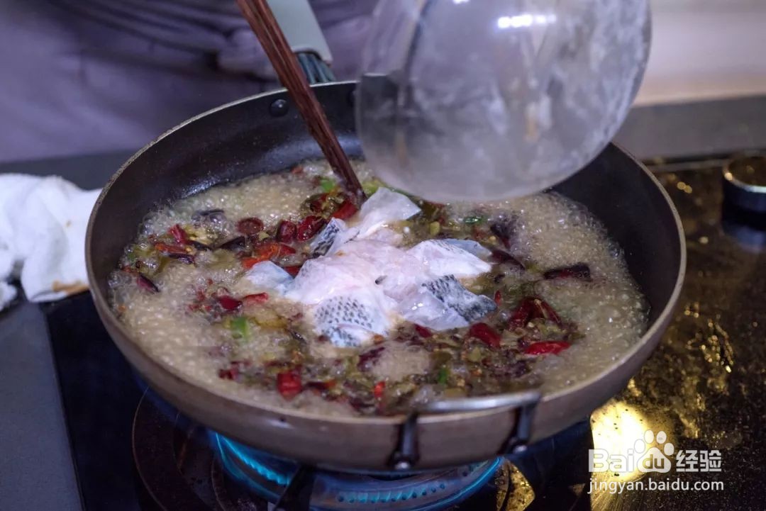 家庭版酸菜鲈鱼