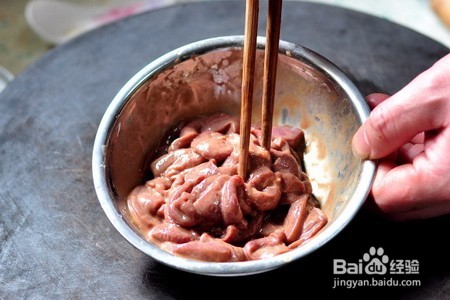 肝腰合炒的做法