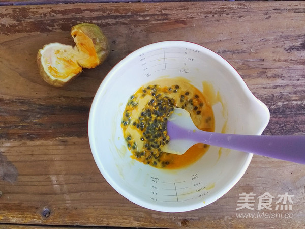 百香果玛德琳