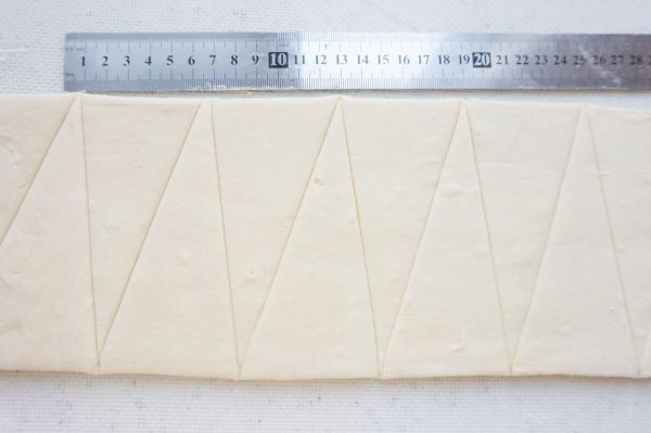 #《风味人间》美食复刻大挑战#迷你可颂