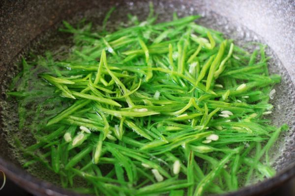 海虹爆炒芸豆丝