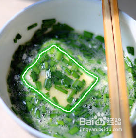 教你简单制作韭菜煎豆腐