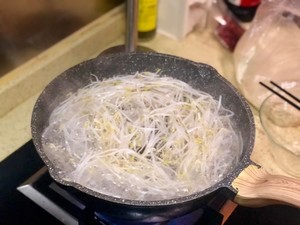 凉面【简单小吃】