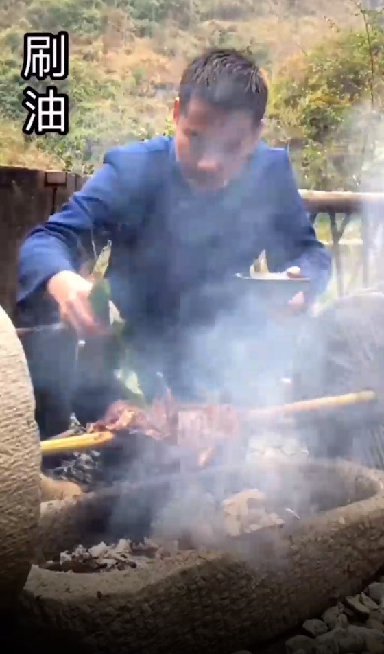 野外如何烤羊腿