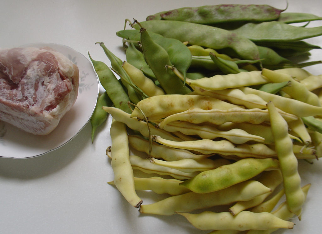 五花肉炖黄绿豆角的做法大全,味道真是好极了!