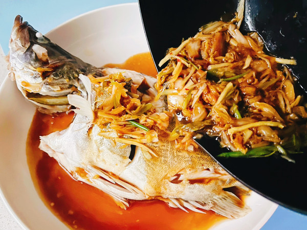 夏日鲜汁大蒜粉桂鱼