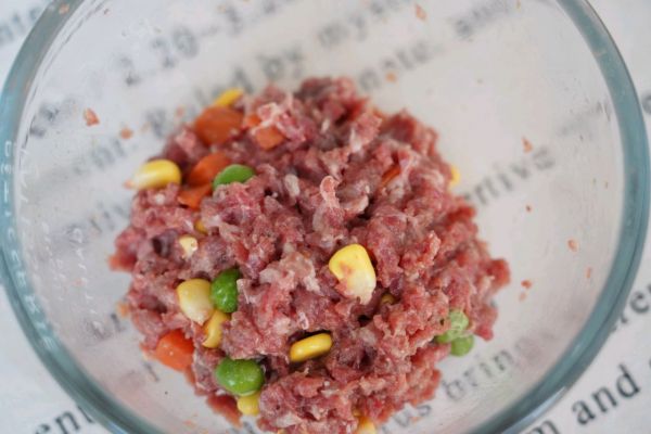 驴肉口蘑小汉堡