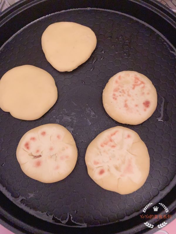 肉松虾米鸡蛋饼