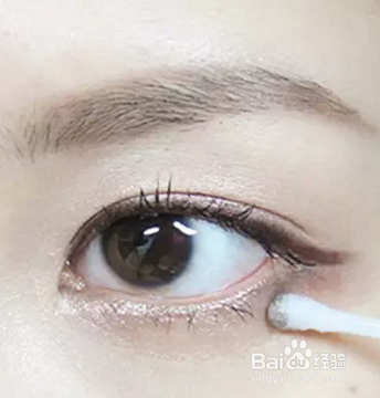 夏日不做大花猫该怎么补妆