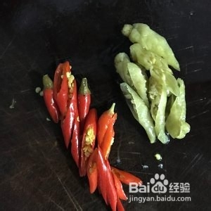 怎么做泡椒莴笋片