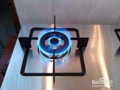 嵌入式燃气灶如何清洁保养？