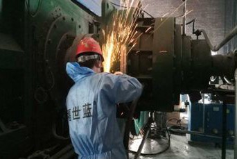 行星齿轮减速机接合面漏油的快速治理方法