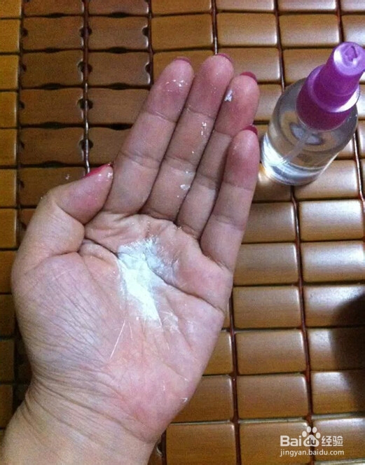 去痘痘和痘印的简单方法