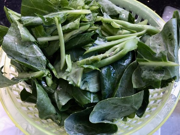 蒜头猪油炝炒甘蓝菜