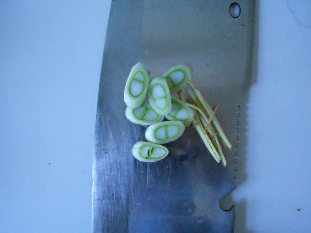 妈妈做的豆角炒香肠，真是人间美味！